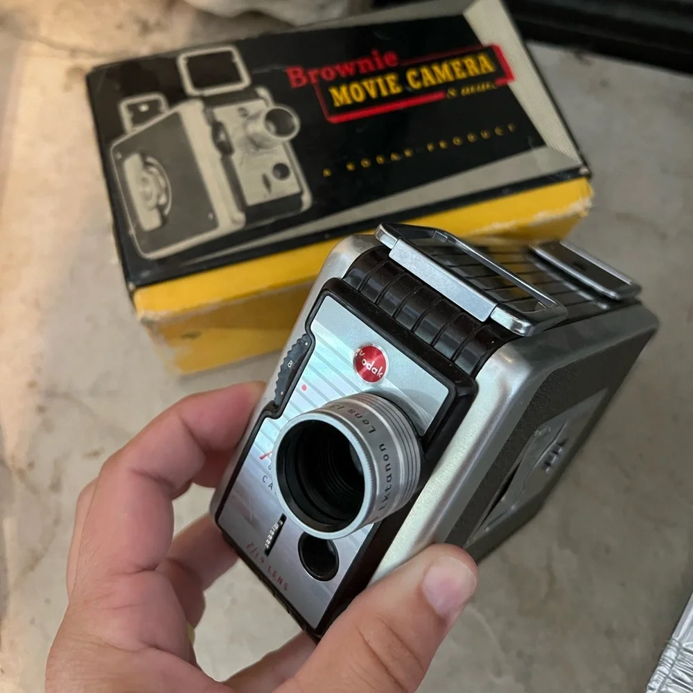 Brownie movie camera 8mm - Picture 1 of 5